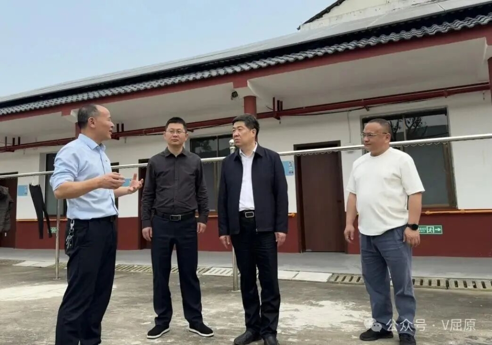 �賯�͵��ж���Ⱥ�����߲���֮��͸������⼯�����ι���